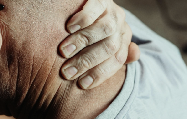 Wellness and Pain Relief at Home: Simple Solutions for Everyday Comfort